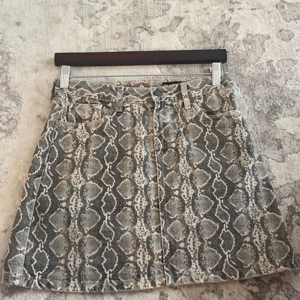 BLANK NYC Mini Snakeskin Jean Skirt - Picture 3 of 5